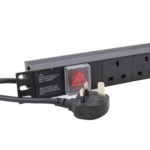 6-Way PDU UK Metallic