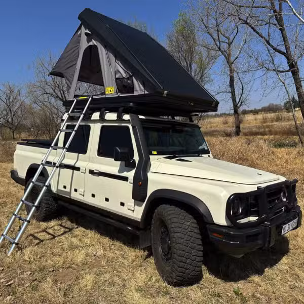 Eezi-Awn Xplor roof top tent